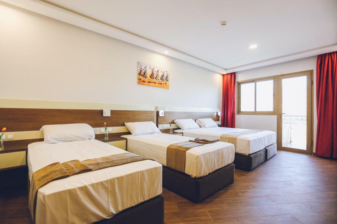 Hotel Makarim Tétouan Dış mekan fotoğraf